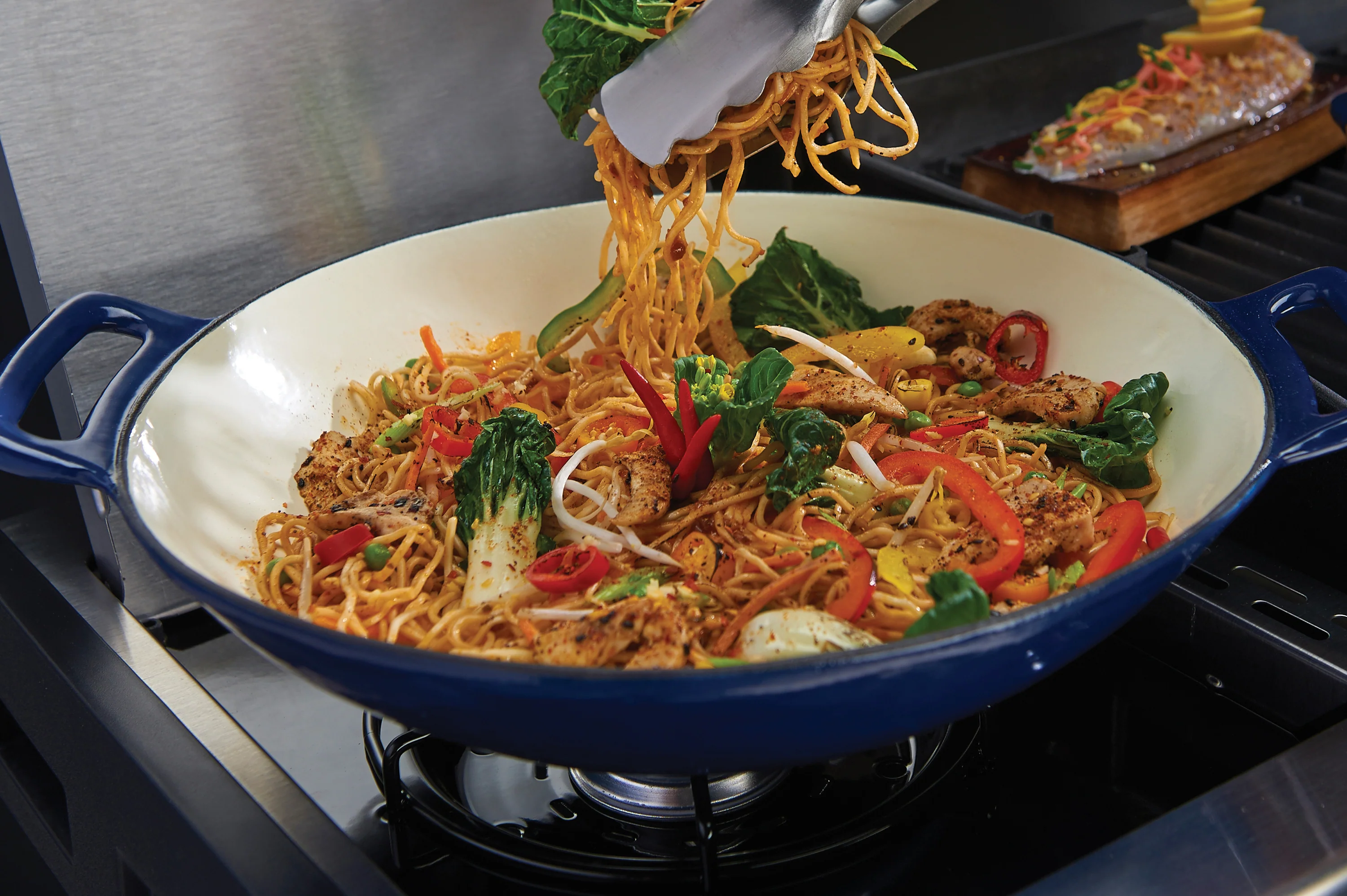Cast Grilling Wok - Image 5