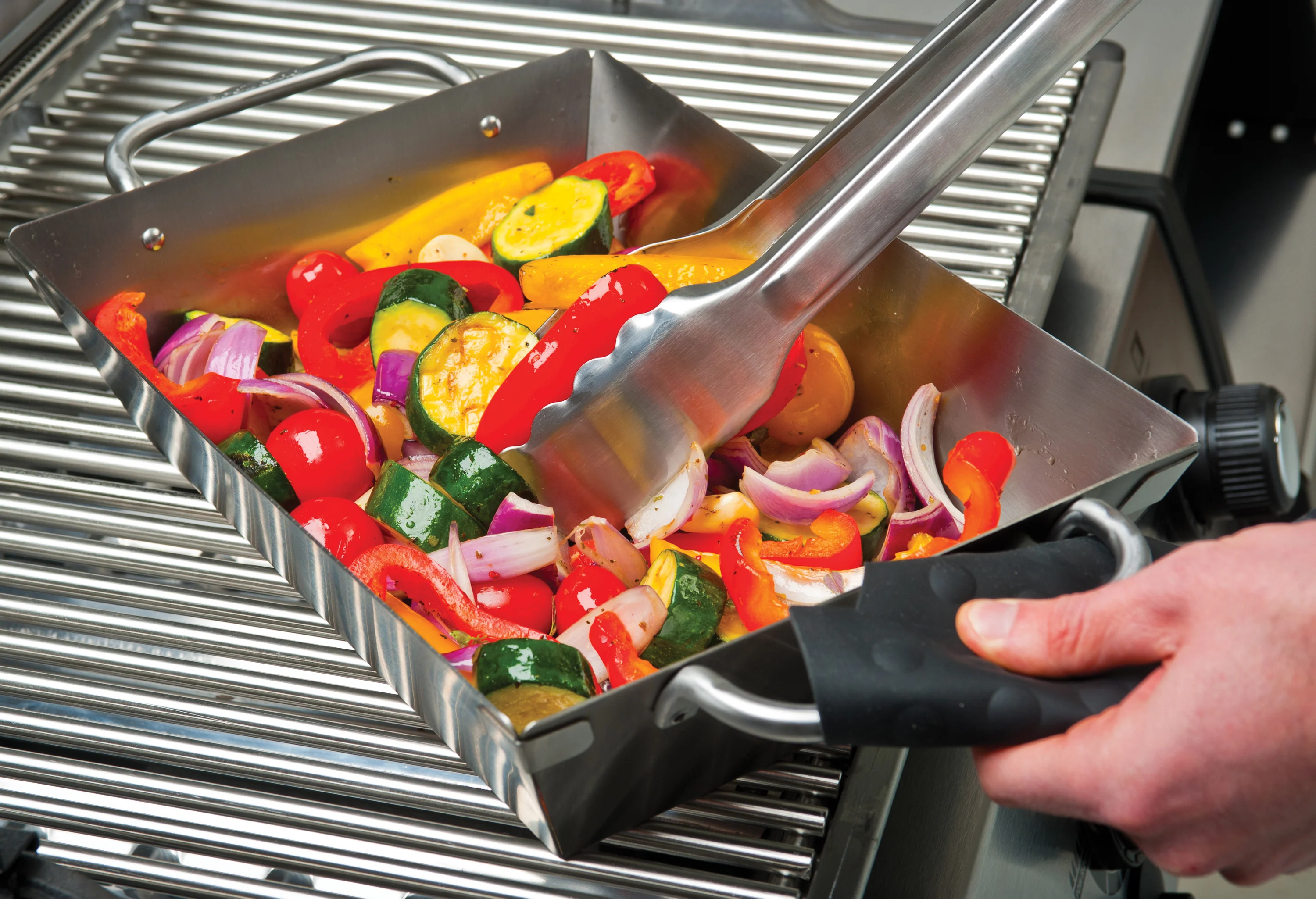 Deep Dish Grill Wok - Image 3