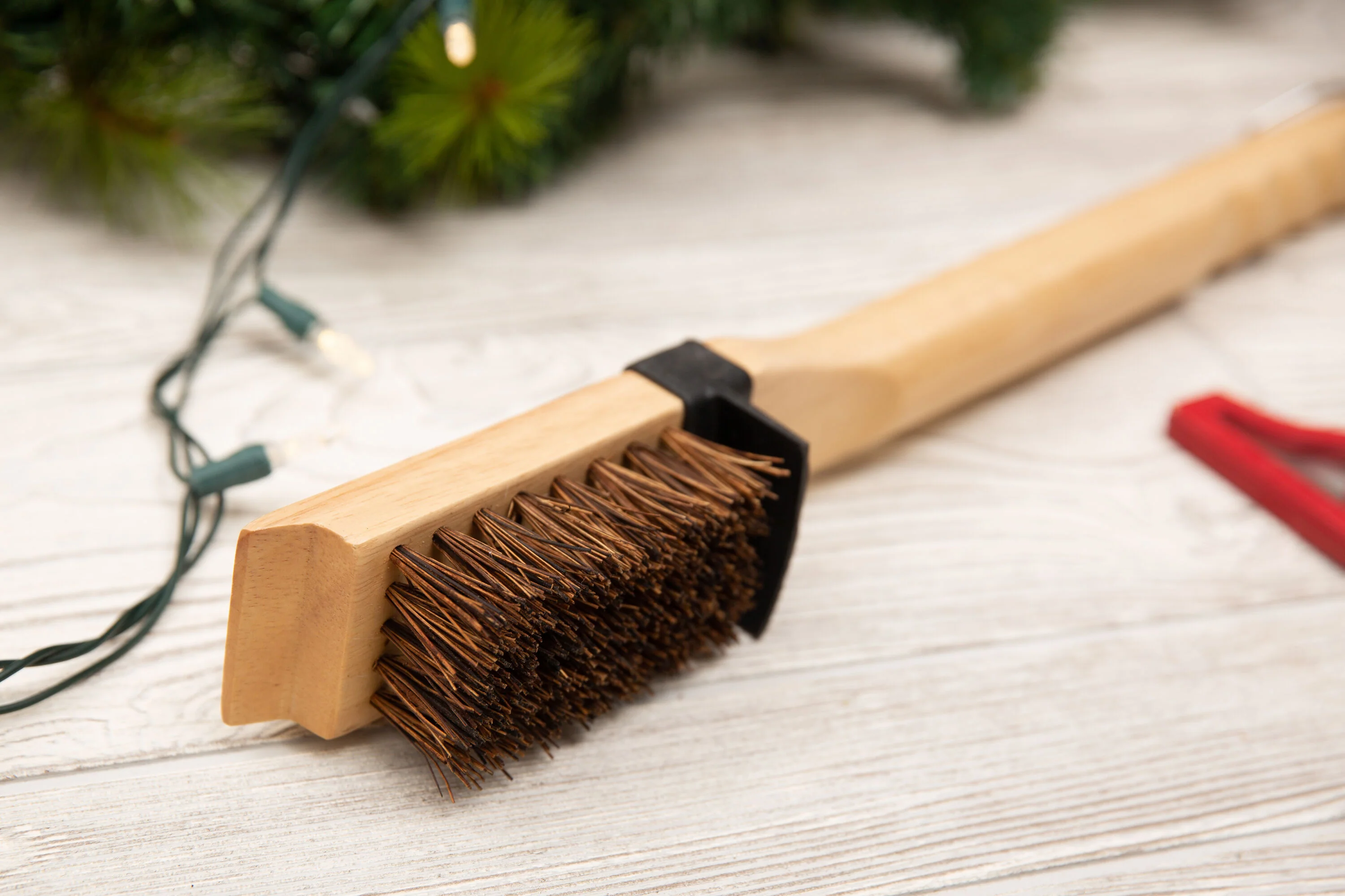 Heavy Duty Palmyra Grill Brush - Image 3