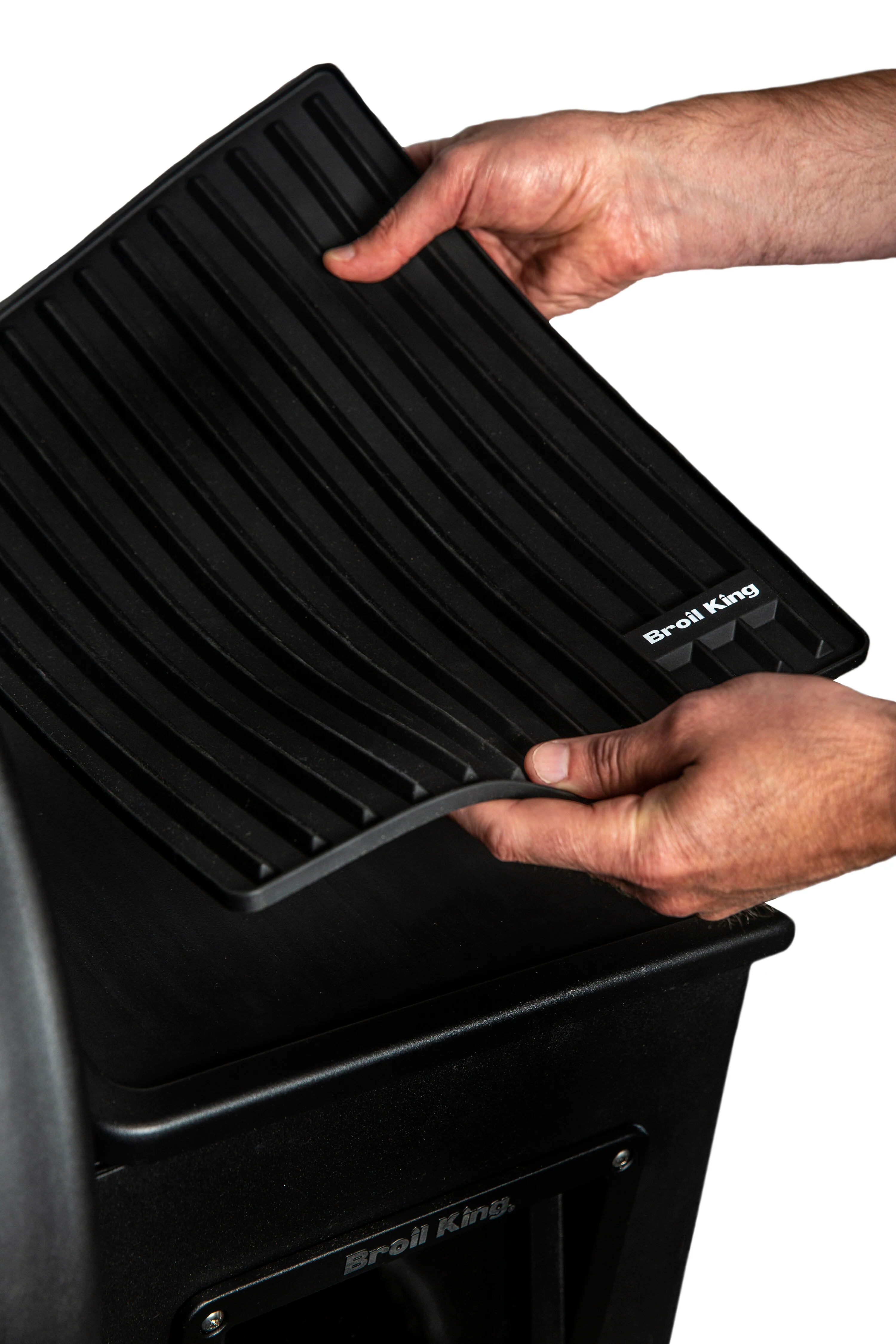 Crown Magnetic Silicone Side Shelf Grill Mat - Image 3